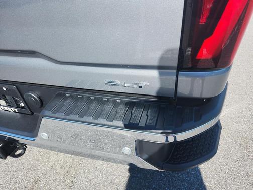 2026 GMC Sierra 2500 SLT