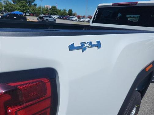 2025 GMC Sierra 2500 Base