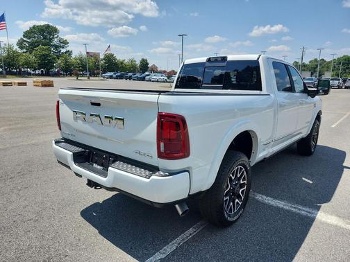2025 RAM 2500 Limited Crew Cab 4x4 6'4' Box