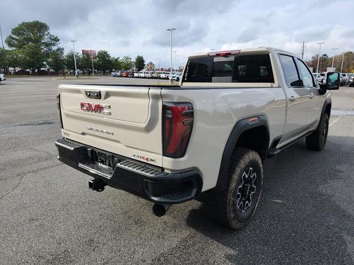 2026 GMC Sierra 2500 AT4
