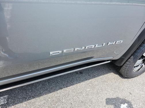 2025 GMC Sierra 3500 Denali