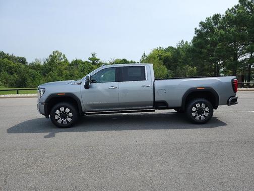 2025 GMC Sierra 3500 Denali
