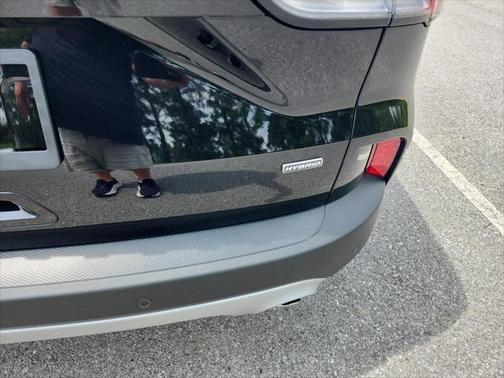 2021 Ford Escape Titanium