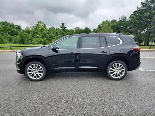2025 GMC Acadia Denali
