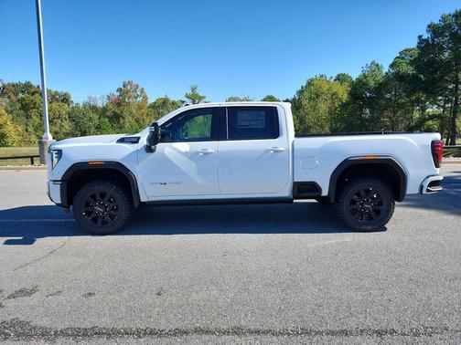 2026 GMC Sierra 2500 AT4