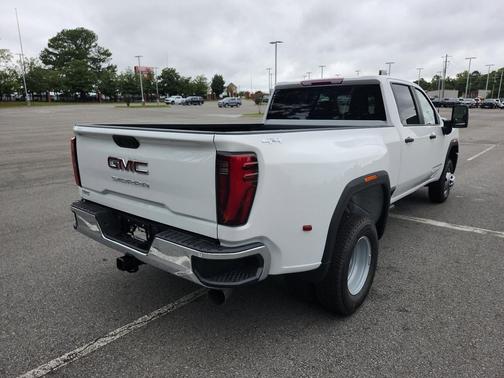 2026 GMC Sierra 3500 Base