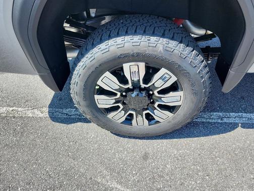 2025 GMC Sierra 3500 Denali