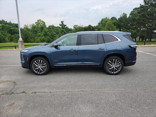2025 Buick Enclave Avenir FWD