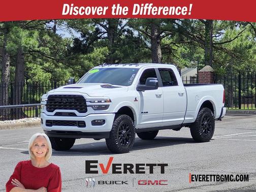 Bright White Clearcoat 2025 RAM 2500 Limited Crew Cab 4x4 6'4' Box