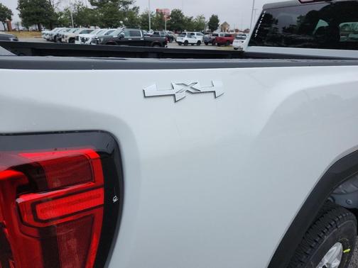 2026 GMC Sierra 2500 Pro