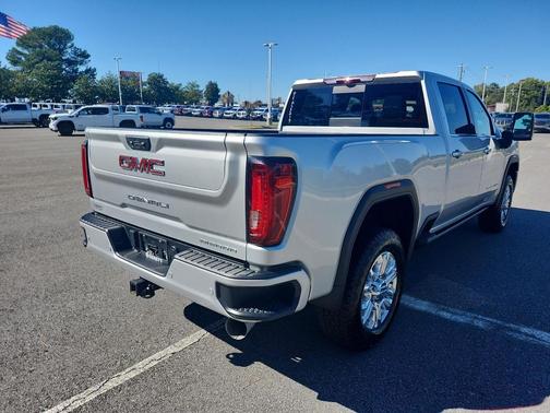 2023 GMC Sierra 2500 Denali