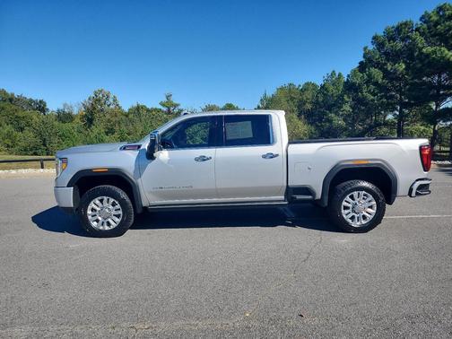 2023 GMC Sierra 2500 Denali