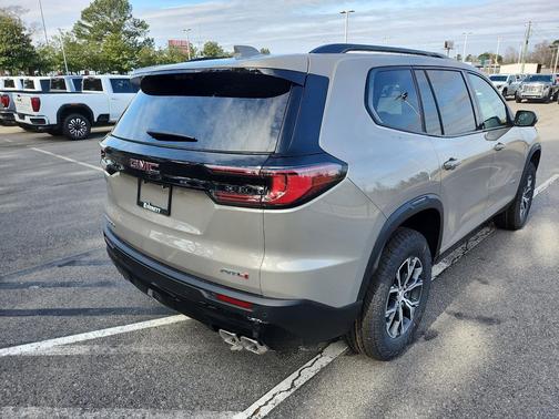 2026 GMC Acadia AT4 AWD