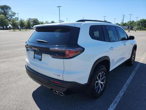 2024 GMC Acadia AWD AT4