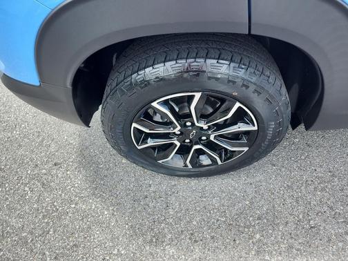 Fountain Blue 2024 Chevrolet Trailblazer ACTIV