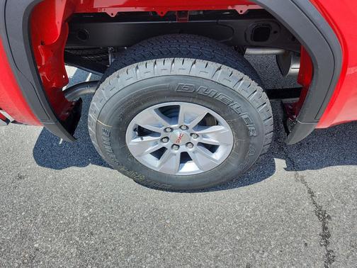 2025 GMC Sierra 1500 SLE