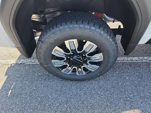 2026 GMC Sierra 2500 Denali