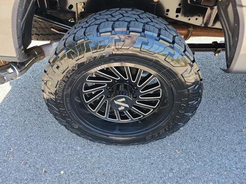 Carbonized Gray Metallic 2023 Ford F-250 XLT