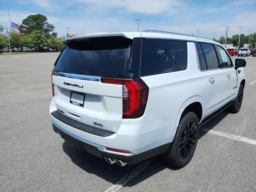Glacier White Tricoat 2026 GMC Yukon XL Denali