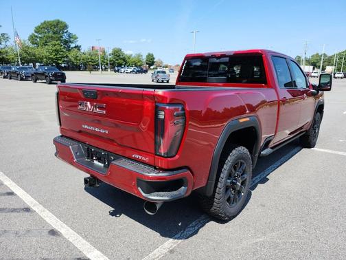 2025 GMC Sierra 2500 AT4