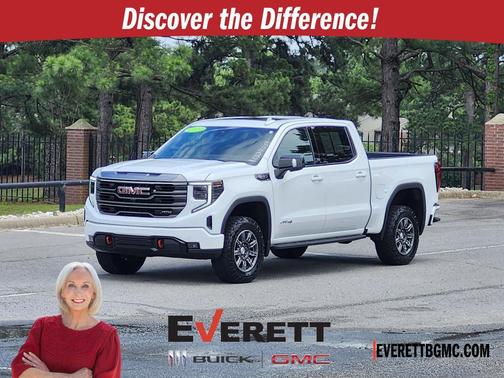 Summit White 2024 GMC Sierra 1500 AT4