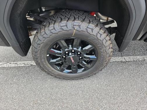 2025 GMC Sierra 2500 AT4