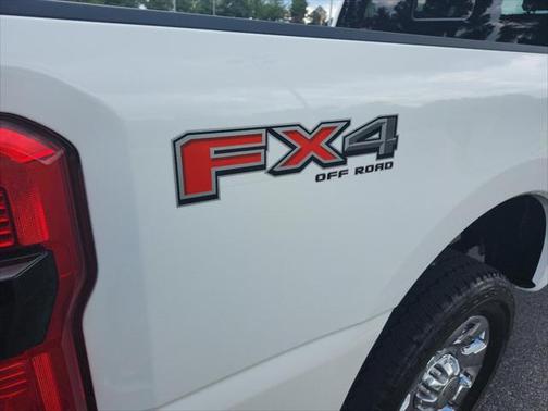 2025 Ford F-250 XL