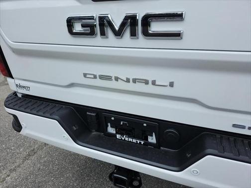 2025 GMC Sierra 2500 Denali Ultimate