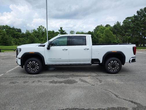 2025 GMC Sierra 2500 Denali Ultimate