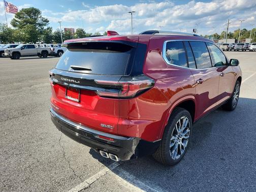 2026 GMC Acadia Denali