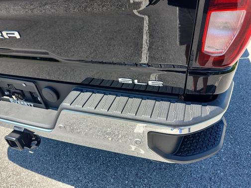2025 GMC Sierra 2500 SLE