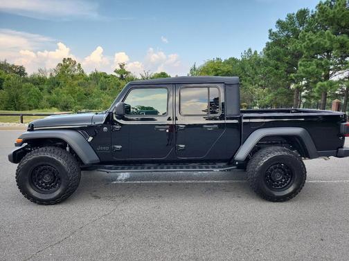 2025 Jeep Gladiator Sport S