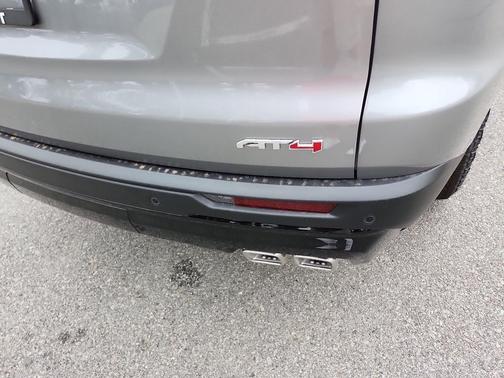 2026 GMC Acadia AT4 AWD