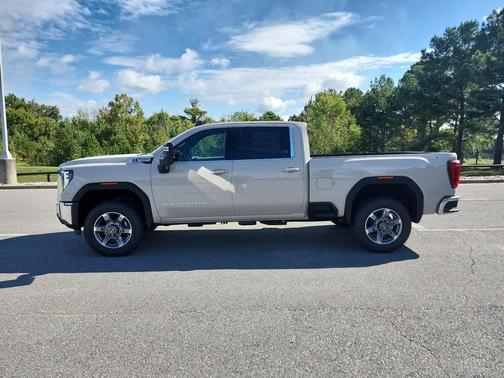 2026 GMC Sierra 2500 SLE
