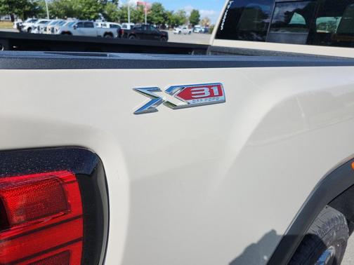2026 GMC Sierra 2500 SLE