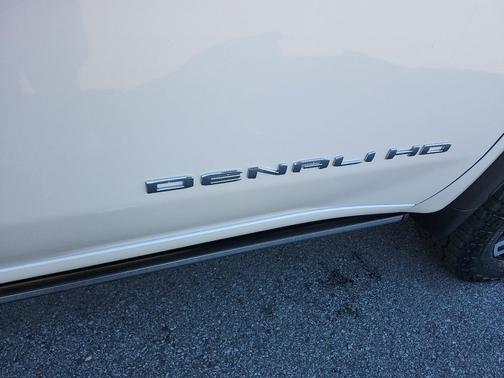 2024 GMC Sierra 2500 Denali Ultimate