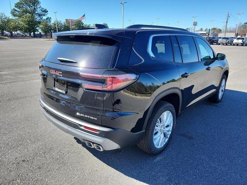 2026 GMC Acadia Elevation FWD