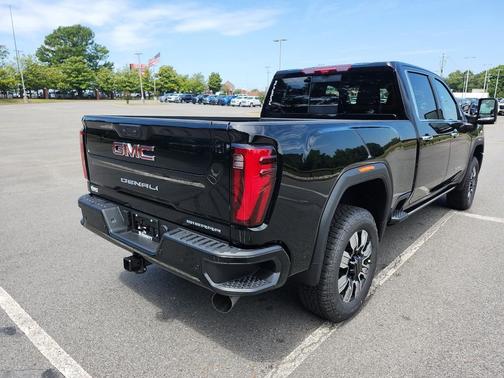 2025 GMC Sierra 2500 Denali