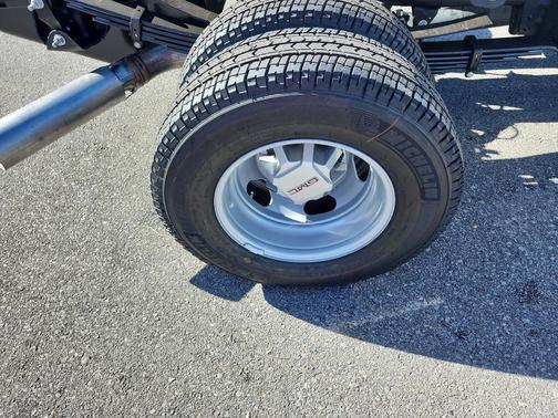 2026 GMC Sierra 3500 Base