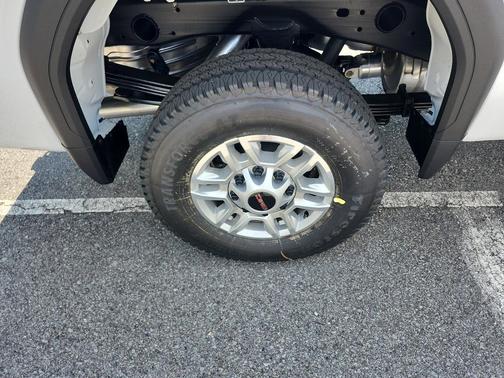 2025 GMC Sierra 2500 Base