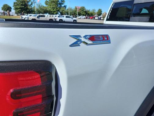2026 GMC Sierra 2500 SLT
