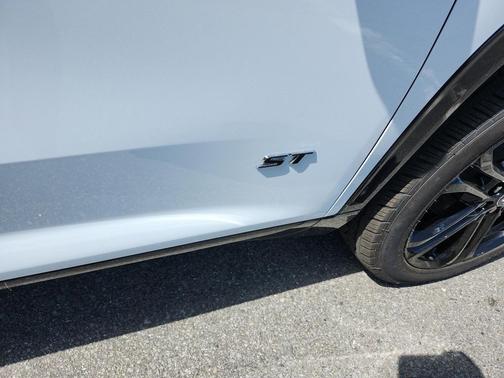 iridescent white tricoat 2026 Buick Enclave Sport Touring