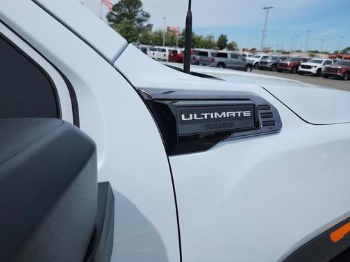 Glacier White Tricoat 2026 GMC Sierra 3500 Denali