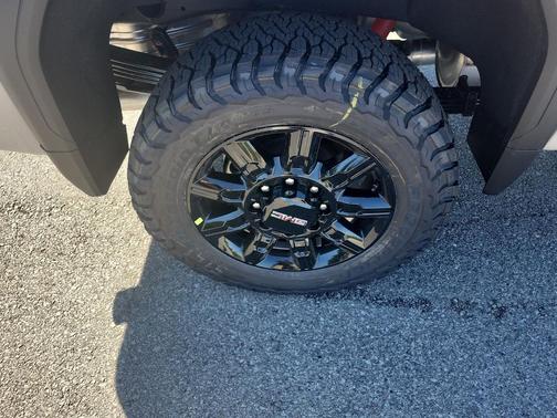 2026 GMC Sierra 2500 AT4