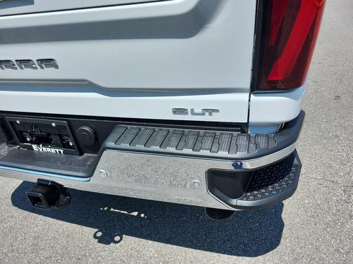 2025 GMC Sierra 2500 SLT