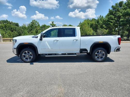 2025 GMC Sierra 2500 SLT