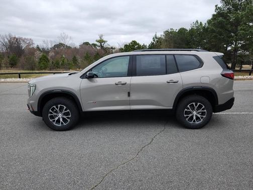 2026 GMC Acadia AT4 AWD