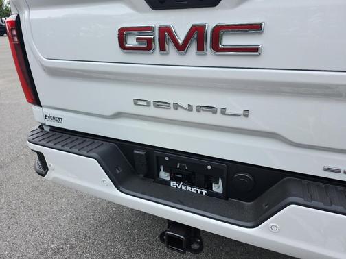 2025 GMC Sierra 2500 Denali