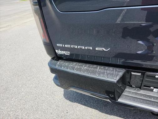 2025 GMC Sierra EV Max Range Denali