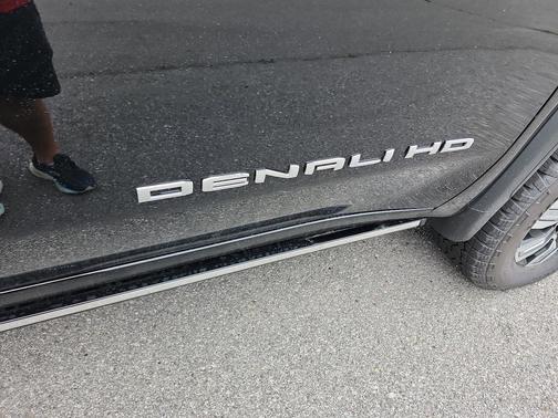 Onyx Black 2026 GMC Sierra 2500 Denali